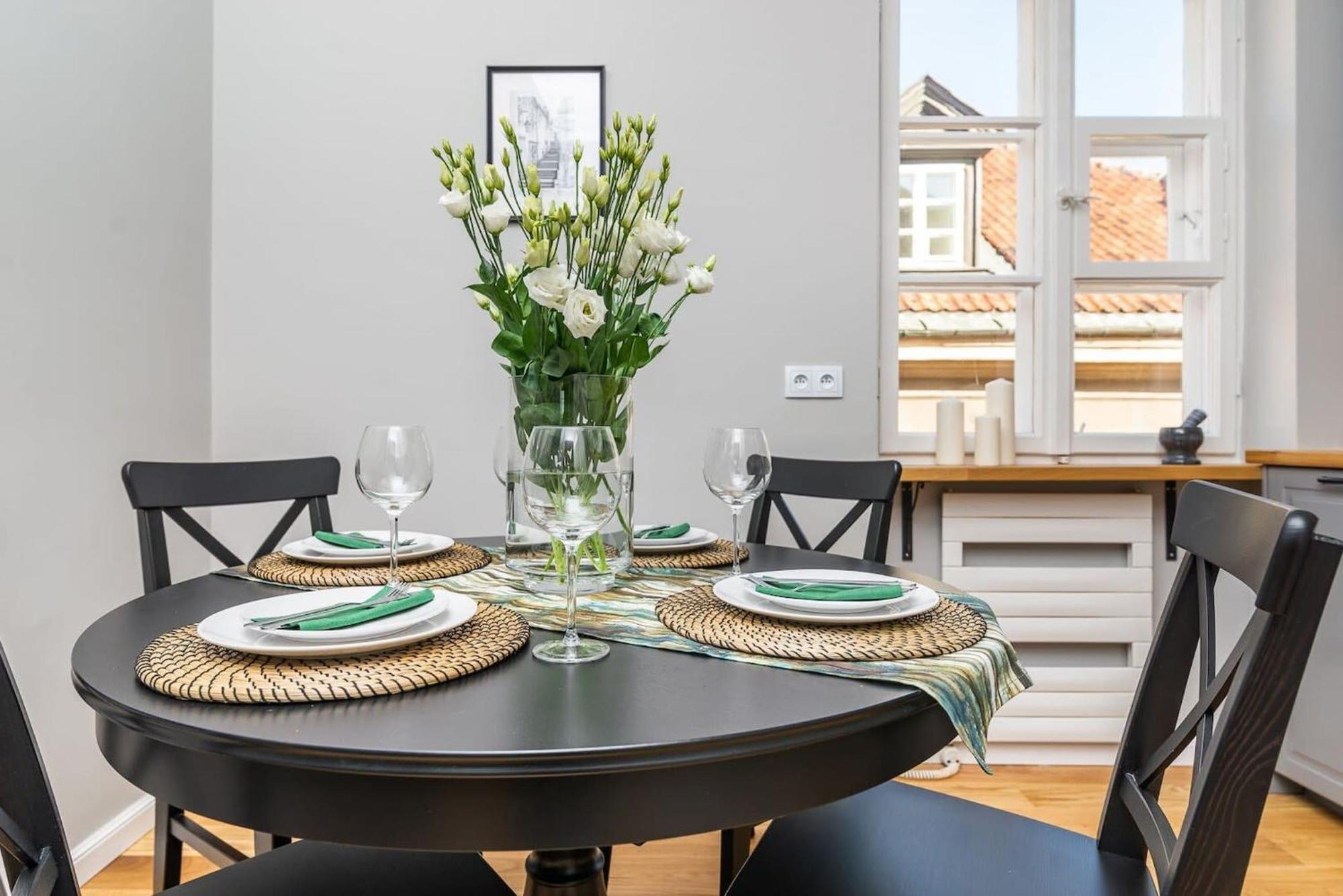 Plac Zamkowy - Aura By Renters Apartment Warschau